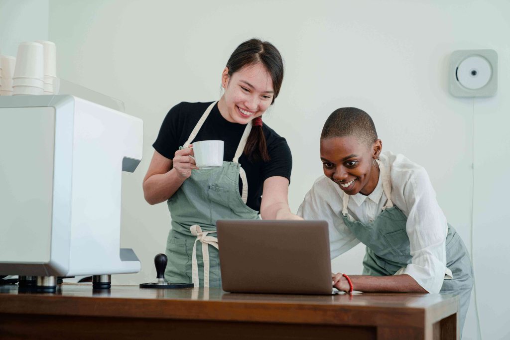 5 Ways To Keep Your Restaurant Running Despite the Worker Shortage